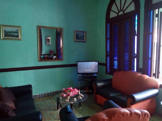 'Living room' Casas particulares are an alternative to hotels in Cuba.